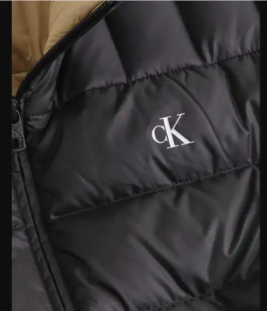 Campera Calvin Klein Jeans Negra Para Mujer - Imagen 3